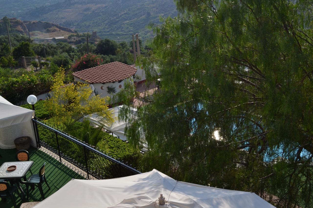 Hotel Miravalle Misilmeri ภายนอก รูปภาพ